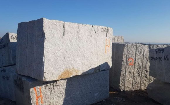 bloczki granitowe